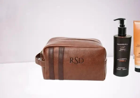 A Gentleman's Essential: Personalized Travel Bag Set, Ideal for Groomsmen, Best Men, and as an Anniversary Gift