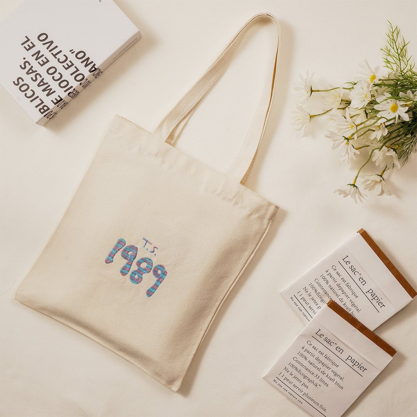 Canvas-Tasche mit individueller Stickerei und Musikalbum