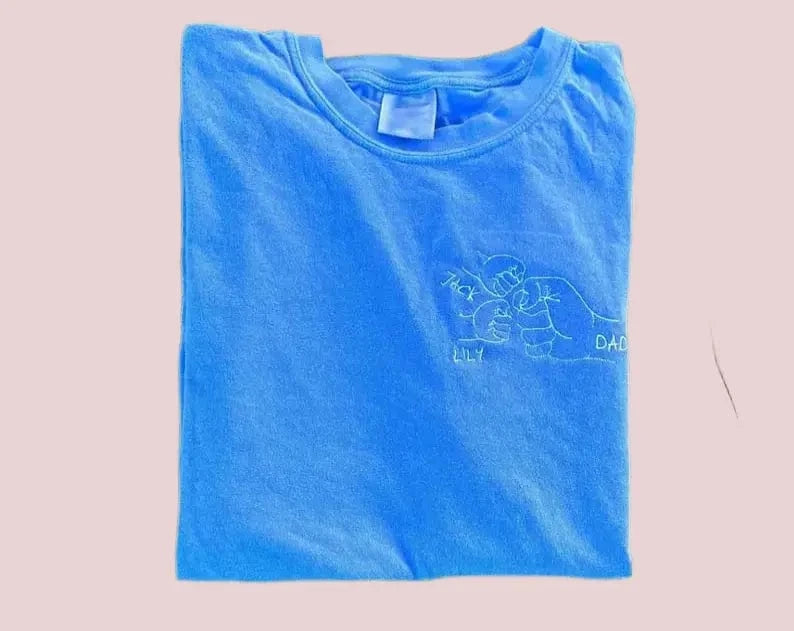 Custom Family T-Shirt: Embroidered Dad Fist Bump with Kids' Names – Perfect Father's Day Gift Tee