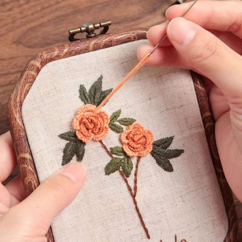 New Arrivals 3D Floral Beginner Embroidery Kit with Wooden Frame