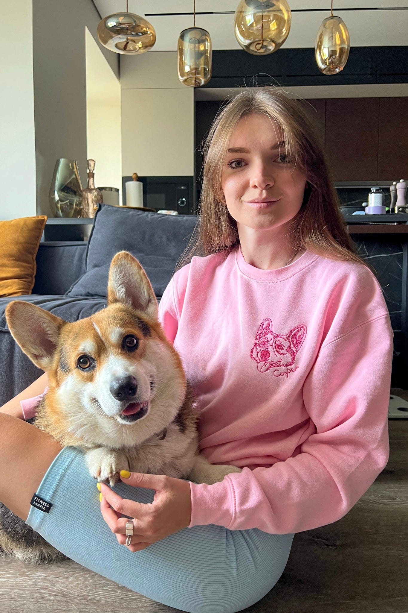 SWEATSHIRT MIT PERSONALISIERTEM HAUSTIERPORTRÄT