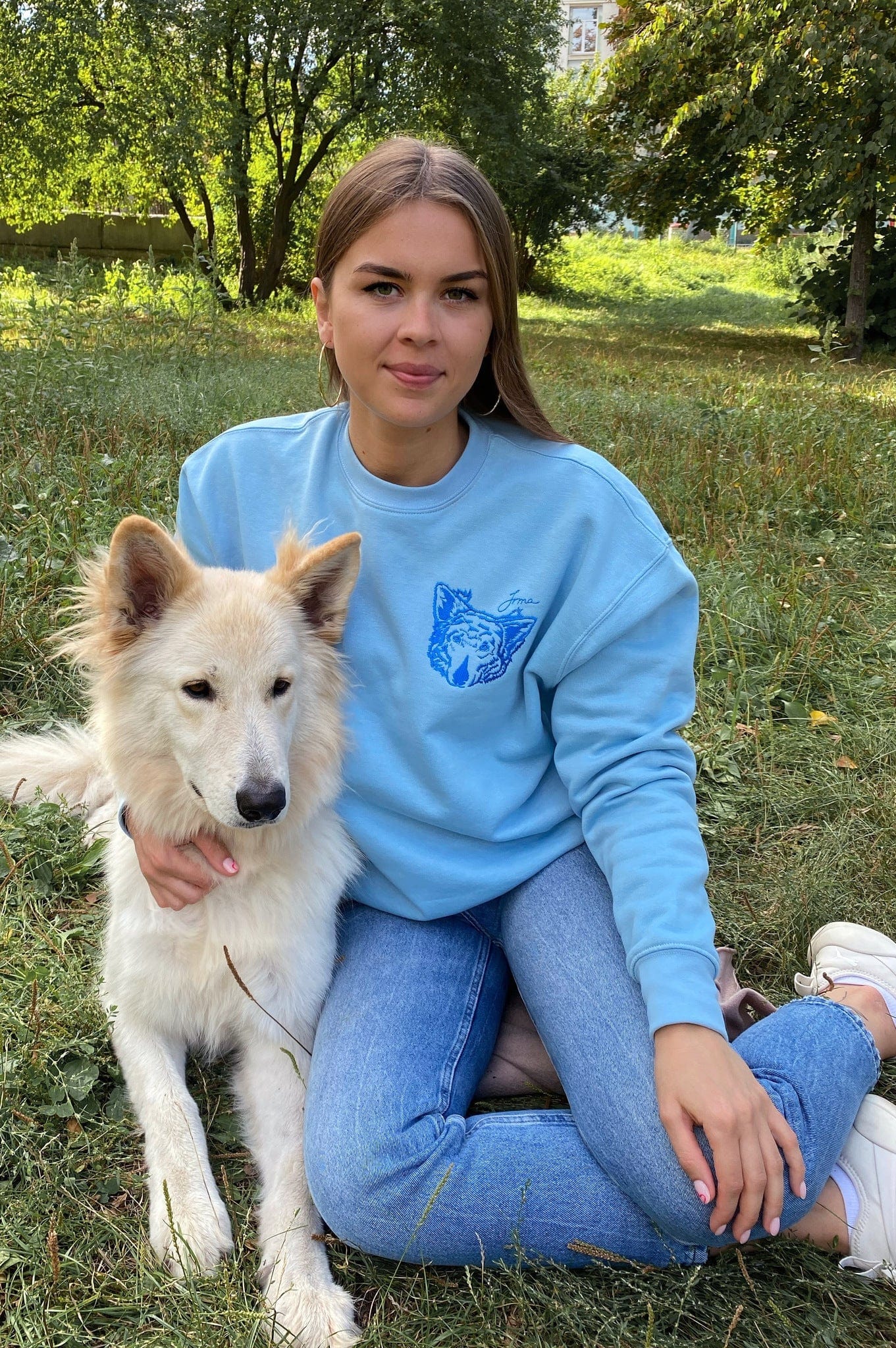 SWEATSHIRT MIT PERSONALISIERTEM HAUSTIERPORTRÄT