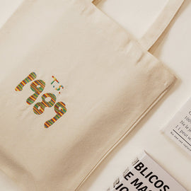 Canvas-Tasche mit individueller Stickerei und Musikalbum