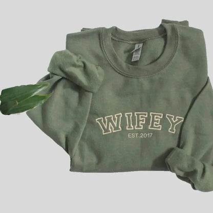Custom Embroidered Text Sweatshirt – Personalized Crewneck with Your Name & Letters | Unique Gift Idea