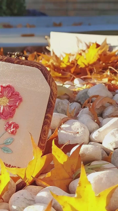 New Arrivals 3D Floral Beginner Embroidery Kit with Wooden Frame